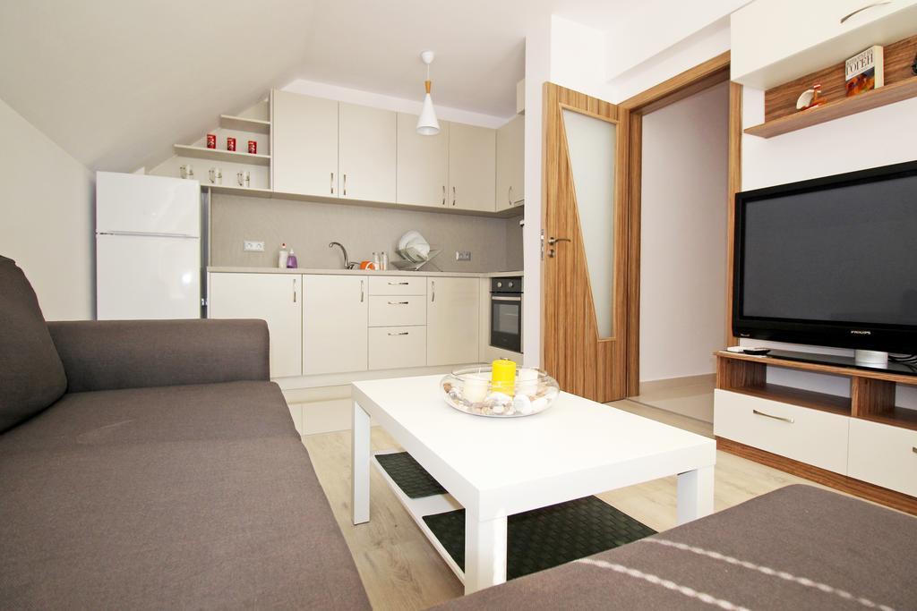 Lilly Apartments Пловдив Екстер'єр фото
