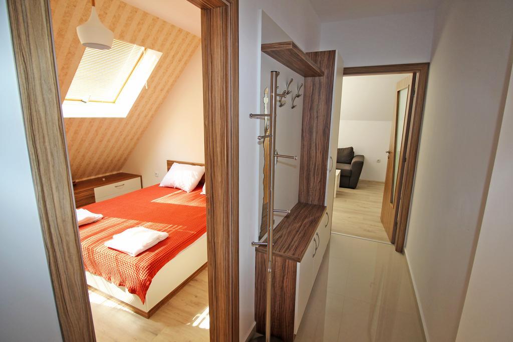 Lilly Apartments Пловдив Екстер'єр фото